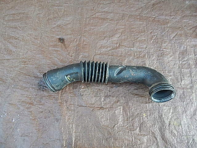 фото №1, Шланг труба повітря повітрозабірник mazda 2 dy 03-07 2s619r504 ford