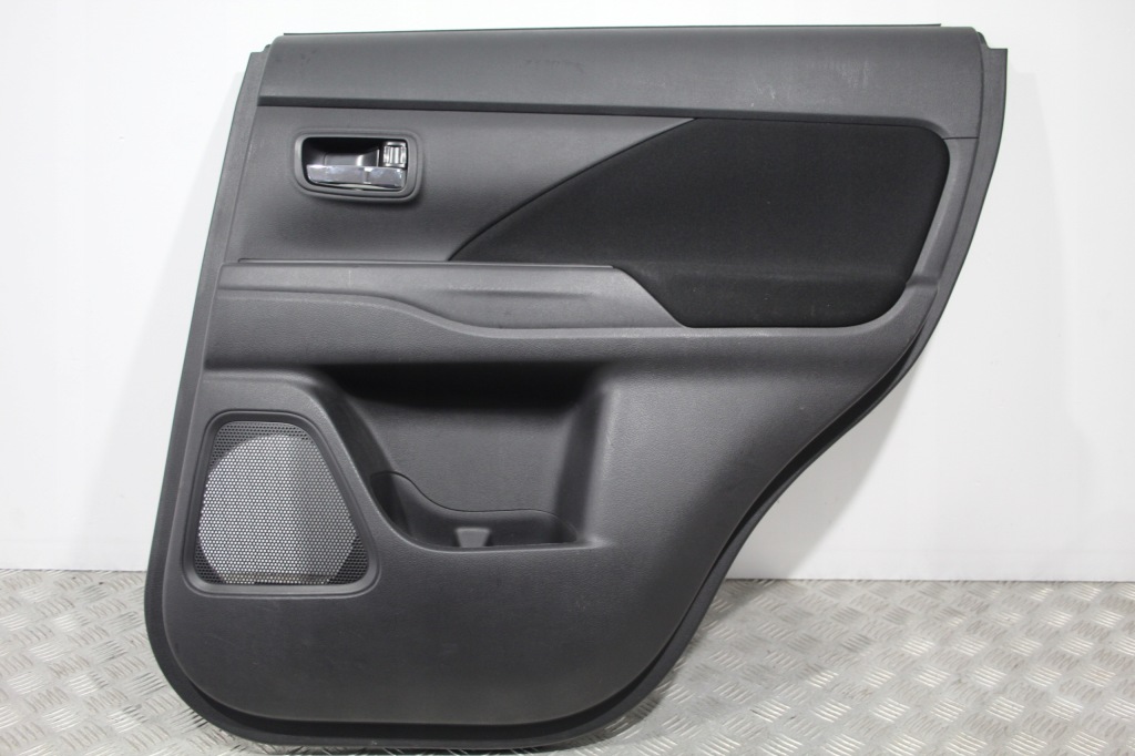 фото №1, Обшивка двері правий задня outlander iii 3 lift