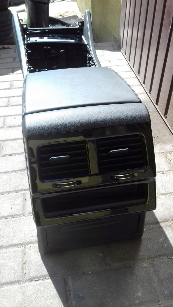 фото №13, Тунель середній підлокітник vw touareg iii шкіра