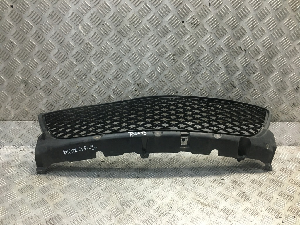 фото №1, Mazda 3 решётка бампера bn8v-501t1