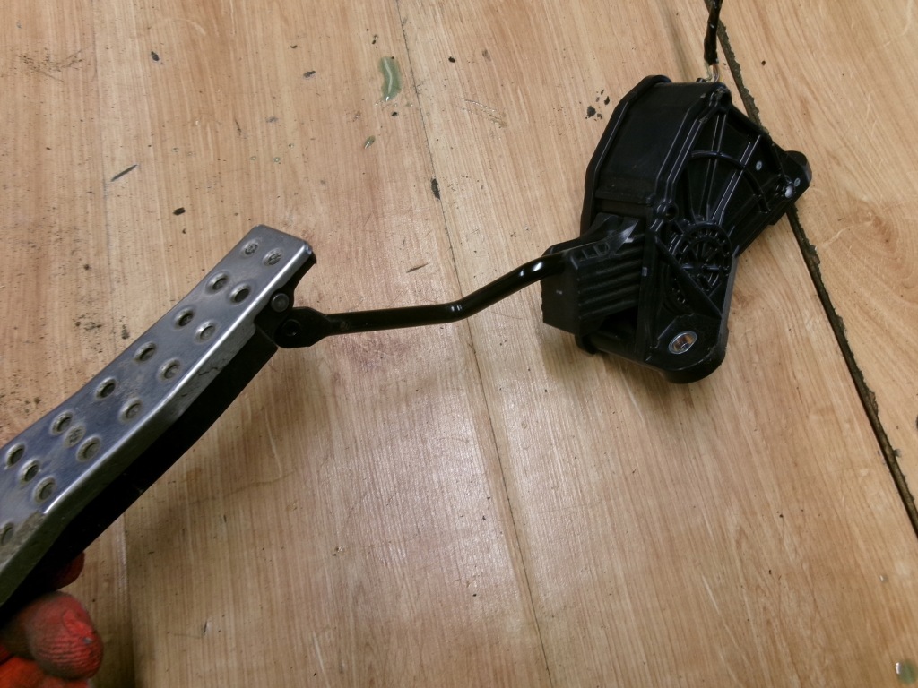 фото №1, Honda civic viii ufo педаль газа потенциометр