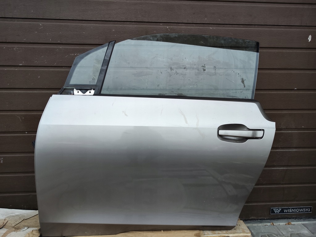 фото №1, Дверь левая перед передние полный bmw i3 b81