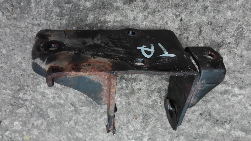 фото №5, Кронштейн лапы toyota avensis t25 d4d