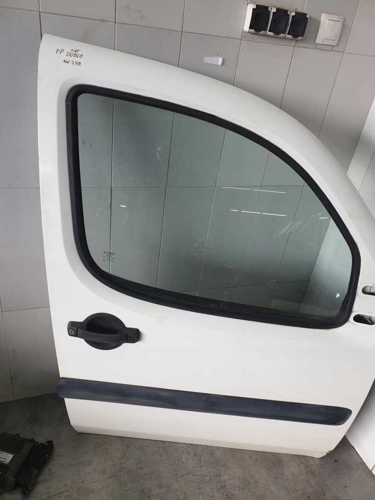 Купить Дверь передние правое  fiat doblo рестайлинг  249