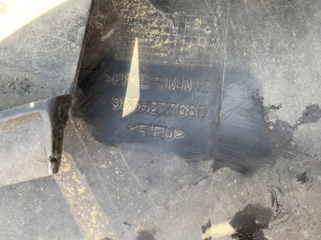 фото №13, Opel mokka b ii спойлер накладка бампера 9835277680 оригинал