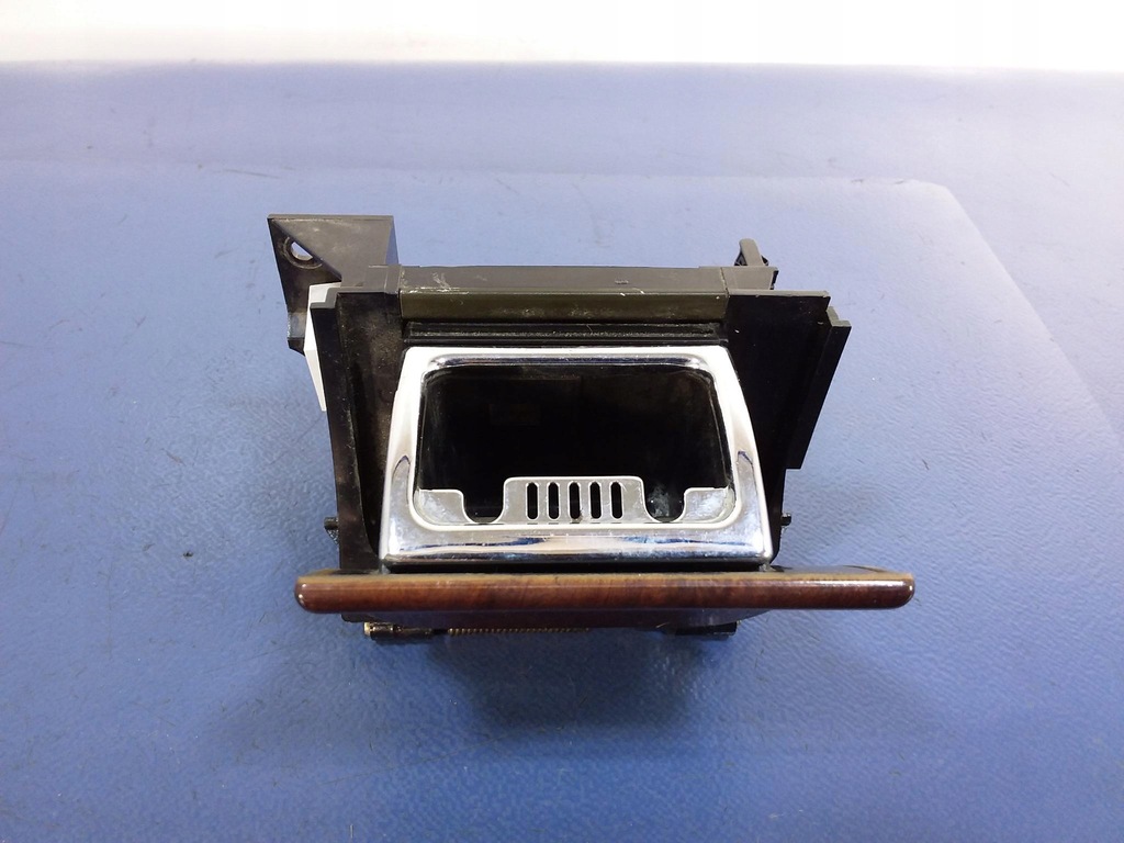 фото №5, Nissan maxima qx ge a32 пепельница перед