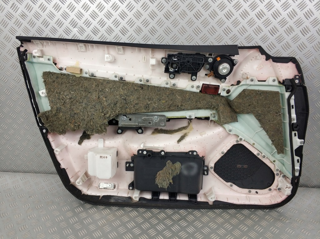 фото №7, Обивка обшивка дверь перед правый infiniti g37 eu