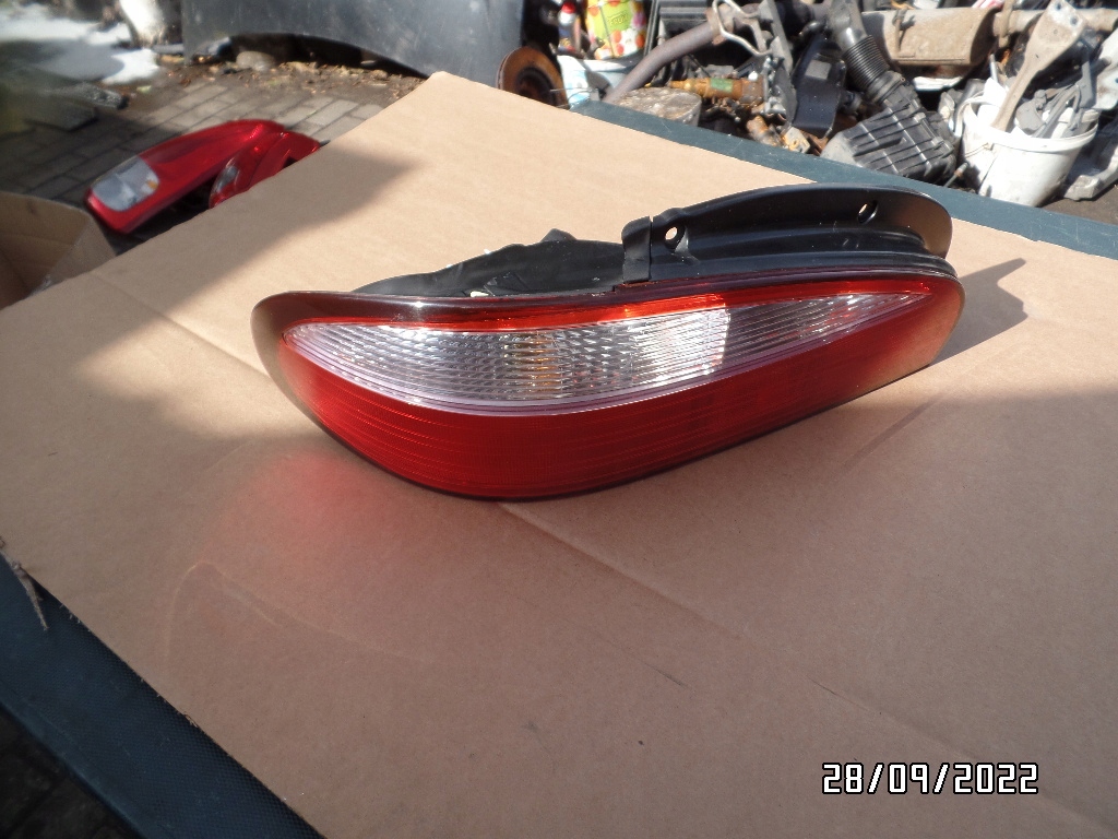 фото №1, Лампа задняя задняя левая kia clarus i 0k9a0-51140l