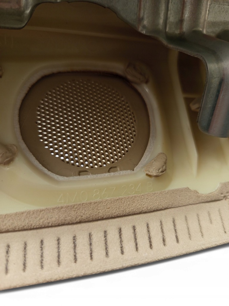 фото №5, Audi q7 4m 4m0867234b права сторона обшивка стійок