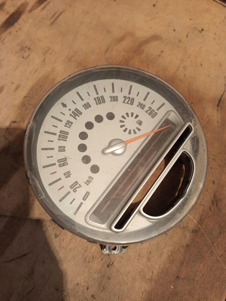 фото №1, Mini one r56 механическая коробка передач счетчик приборы 62116977077