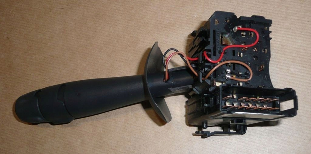 фото №3, Przeł. света r twingo ii 7701063405