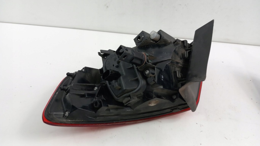 фото №3, Audi a3 8v sportback lift лампа задняя левая 5d