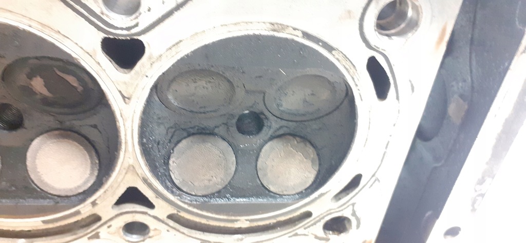 фото №8, Головка с клапанами peugeot 207 phi 1.6 vti 16v