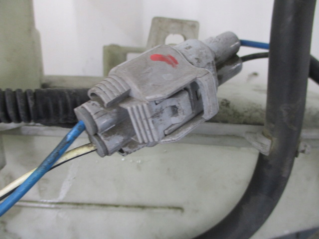 фото №4, Peugeot 107 1.0 вентилятор вентилятор радиатора