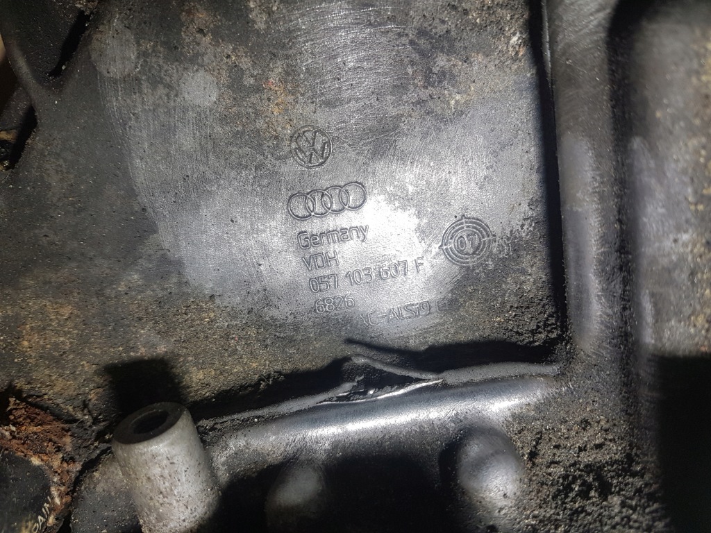 A8 d3 рестайлинг  4.2 tdi v8 bvn поддон масляная комплект Киев