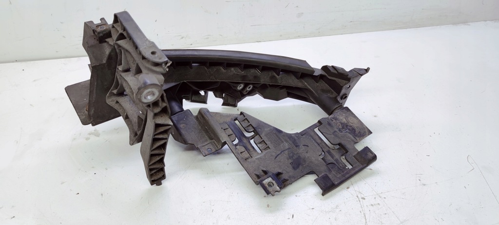 фото №6, Направляющая кронштейн фара audi q5 8r 8r0805608