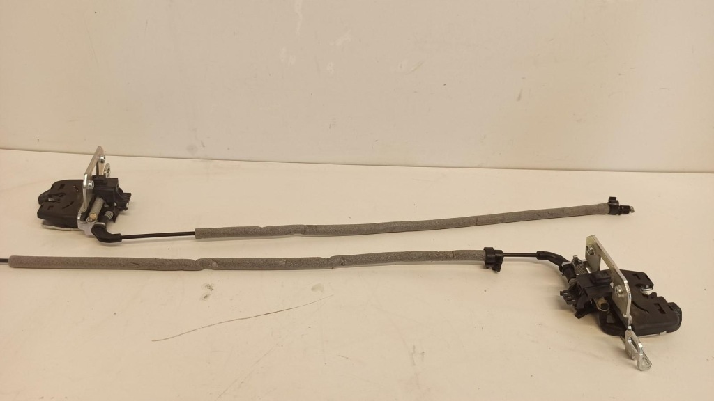 фото №1, Mercedes w212 замок сиденье левый правый sedan