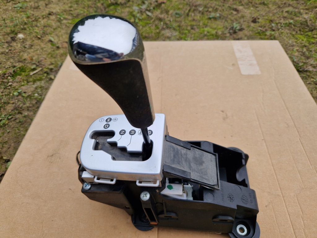 фото №1, Citroen c3 ds3 домкрат переключения передач