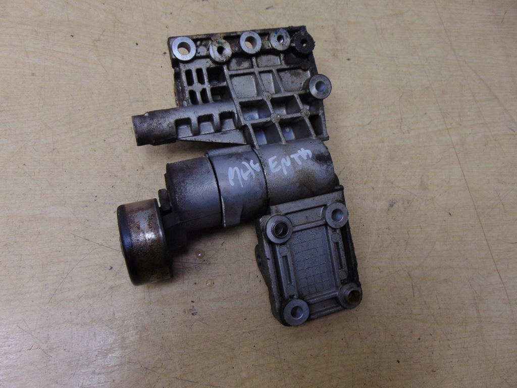 фото №1, Натяжитель ремень кронштейн kia magentis ii 2.0 16v