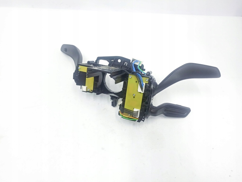 фото №11, Audi a1 2024 панели управление, переключатели