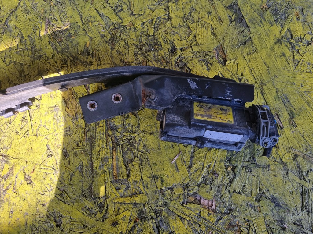 фото №6, Genesis g80 16-20 молдинг датчик захисту пішоходів