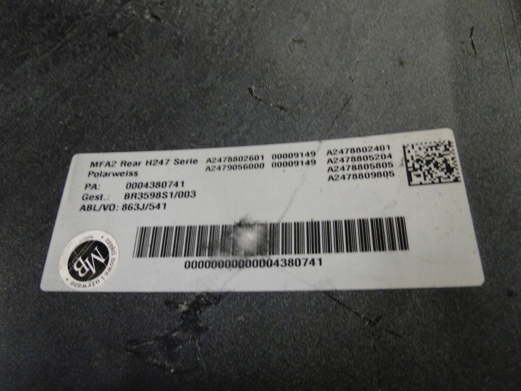 фото №14, Mercedes бампер задний диффузор na датчики pts белый 149 gla 247 h247