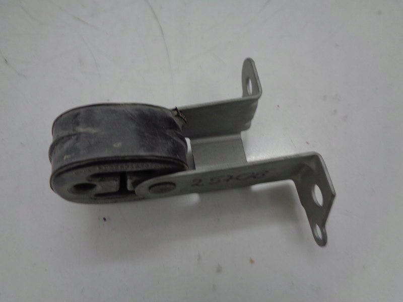 фото №1, Volkswagen audi кронштейн трубы выпускной