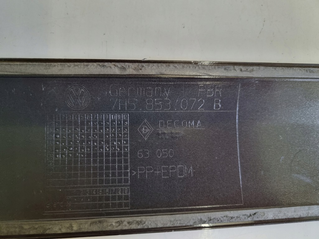 фото №9, Молдинг двері правий перед vw t5 multivan оригінал 7h5853072b