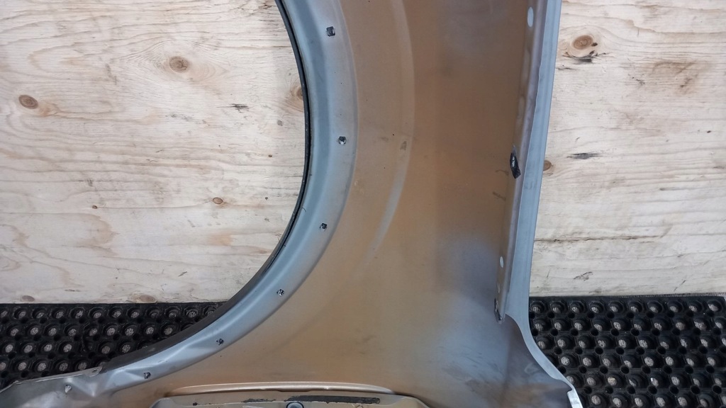 фото №9, Opel antara крыло перед правый 92u