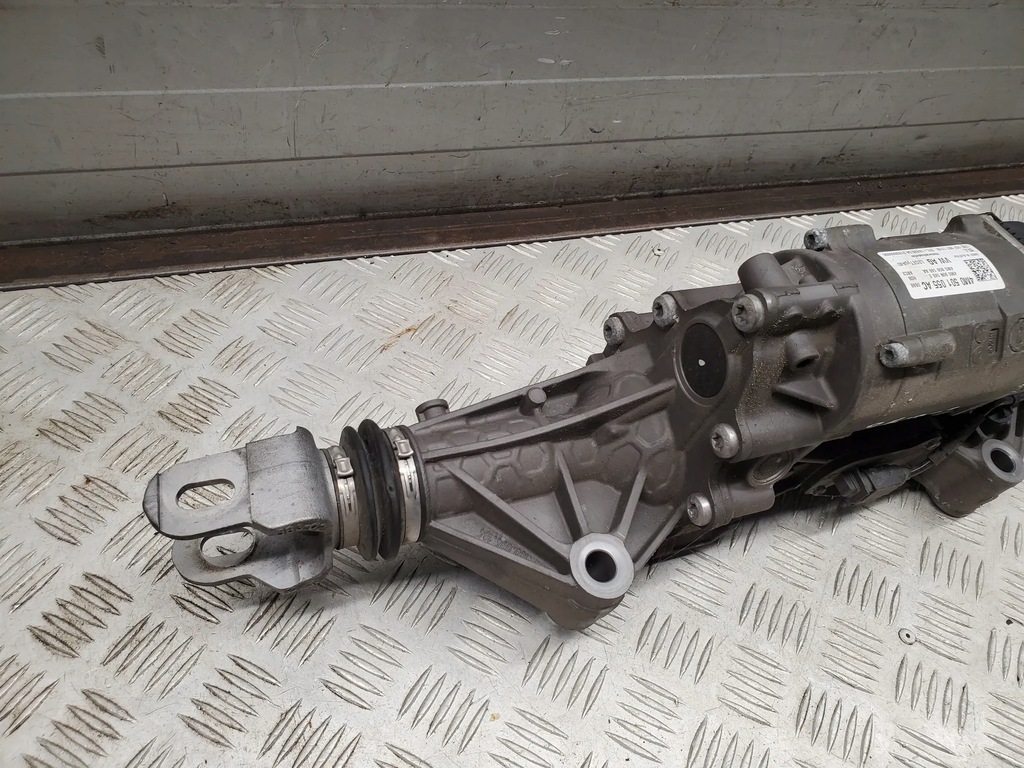 фото №9, Audi sq8 2021 4m0501055ac задний колонки рулевые 4.0 benzin 373kw