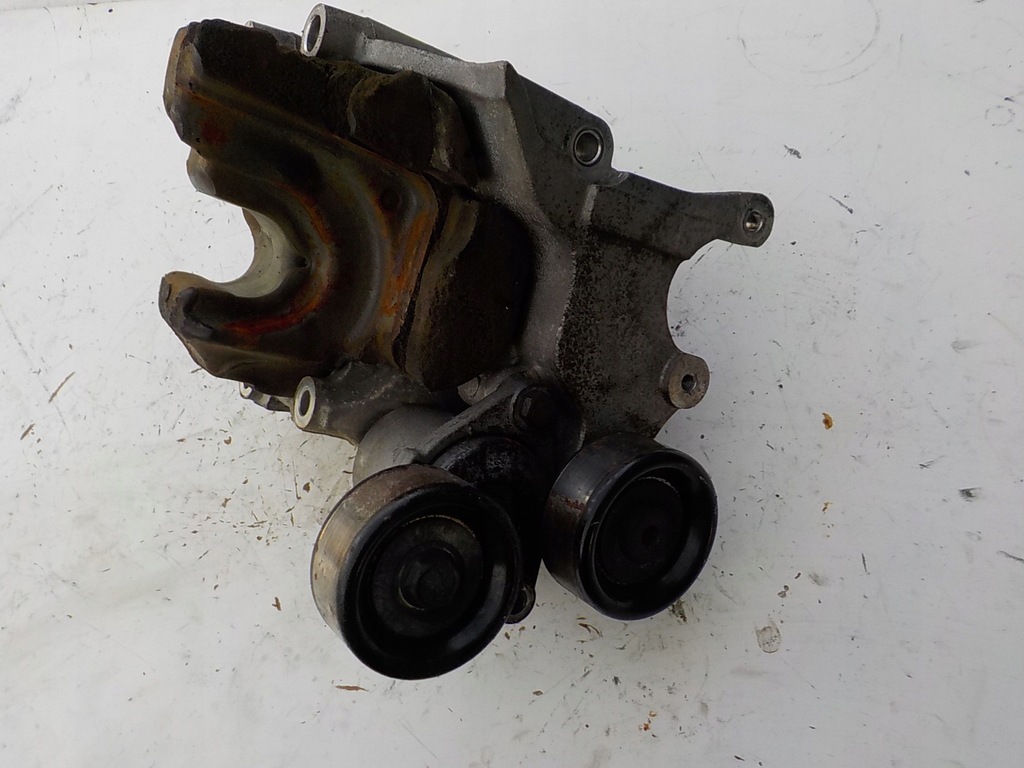 фото №8, Tucson sportage ii 2.0 crdi 140km кронштейн двигателя