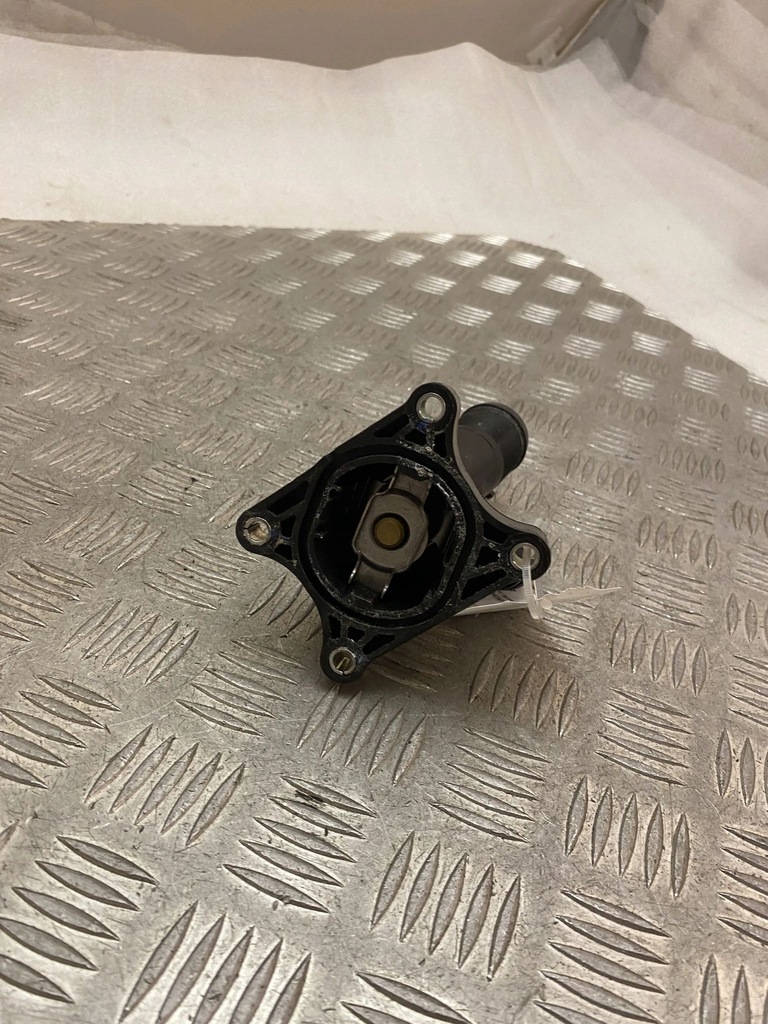 фото №5, Volvo xc90 2017 термостат / корпус термостата