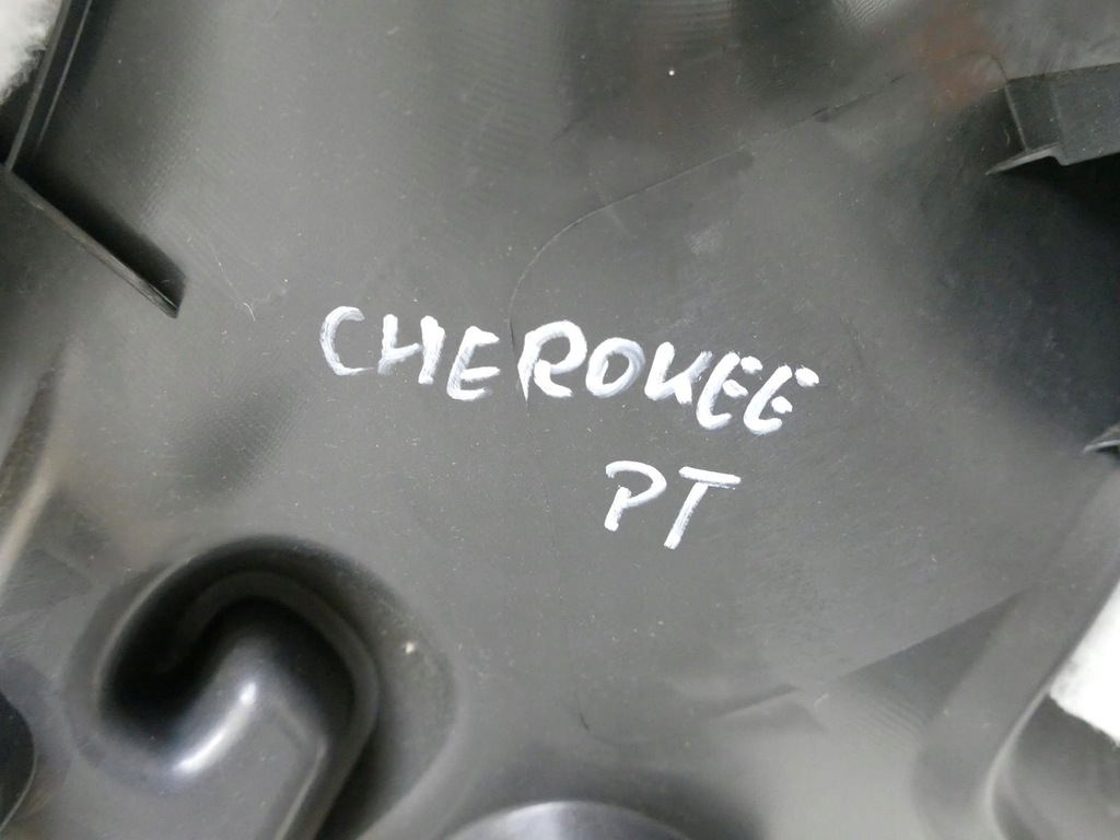 фото №12, Jeep cherokee kk обшивка багажника правый задняя