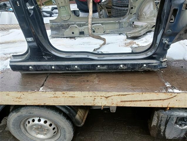 фото №1, Skoda yeti поріг блок двигуна правий