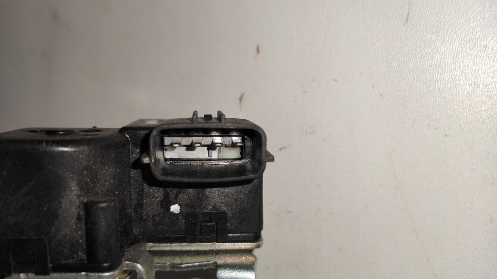 фото №4, Hyundai ix35 замок задній кришки 09-15