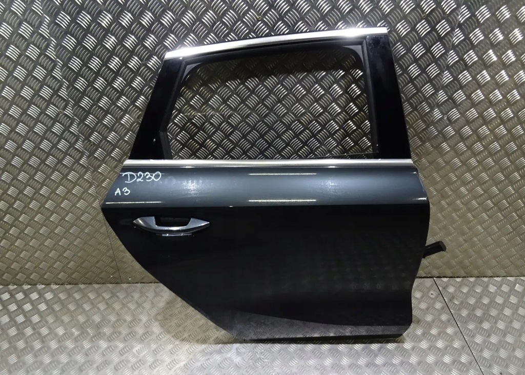 фото №1, Audi a3 8y 2023 дверь задняя правое lx7l