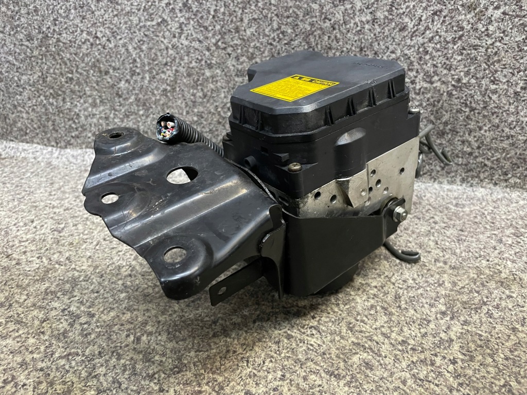 фото №1, Насос abs блок управления oz toyota rav4 3 iii 2.0 vvti 152km org