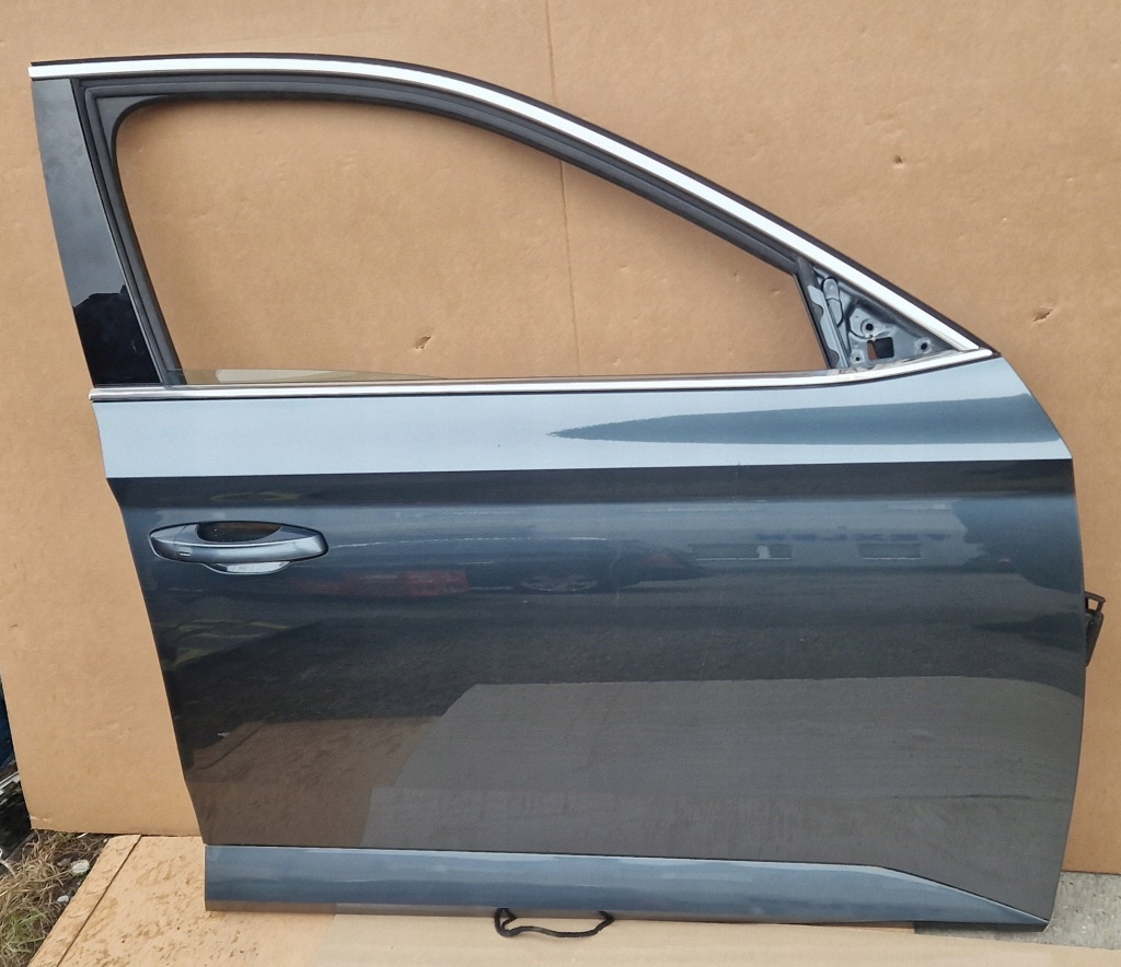 фото №1, Двері skoda superb 3 iii w колір lf7y оригінал ideał kpl праве