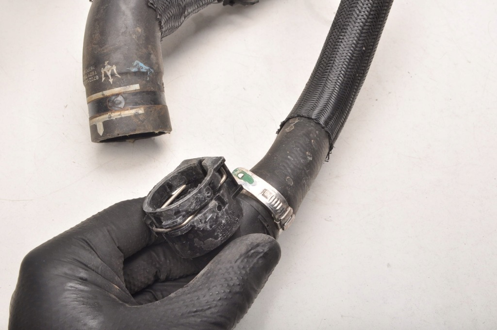 Maserati ghibli iii 2.0 рестайлінг  труба шланг води 670177679 Ціна