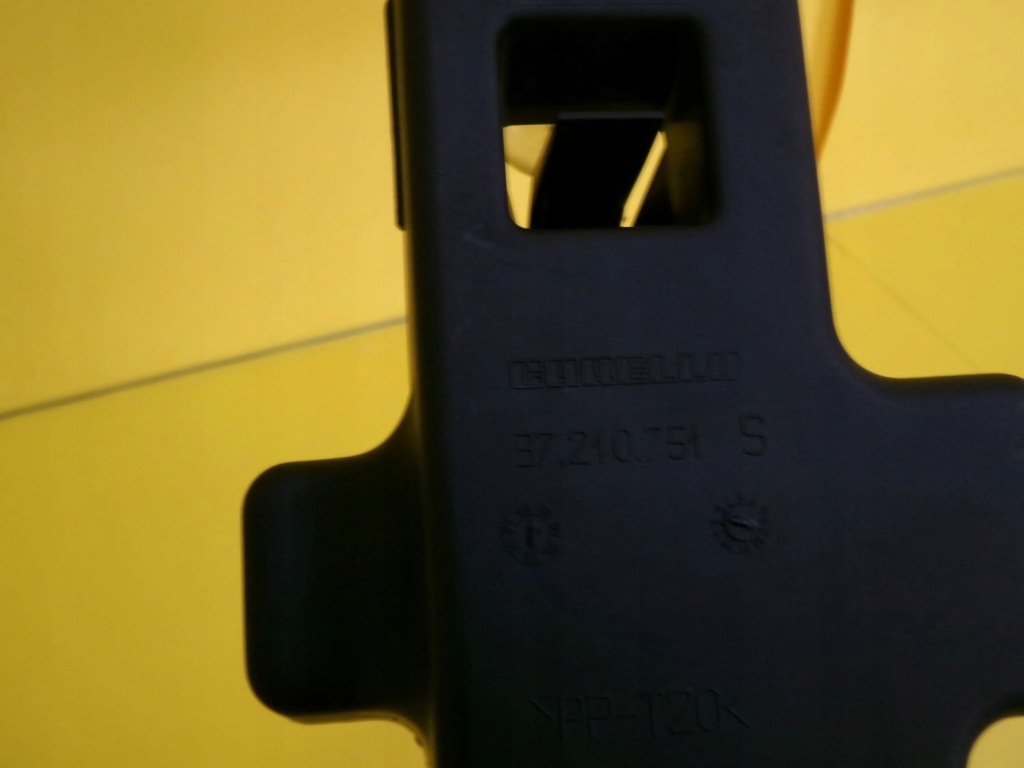 Вкладыш лампы задний задняя сторона левая fiat brava nr1081 с Разборки