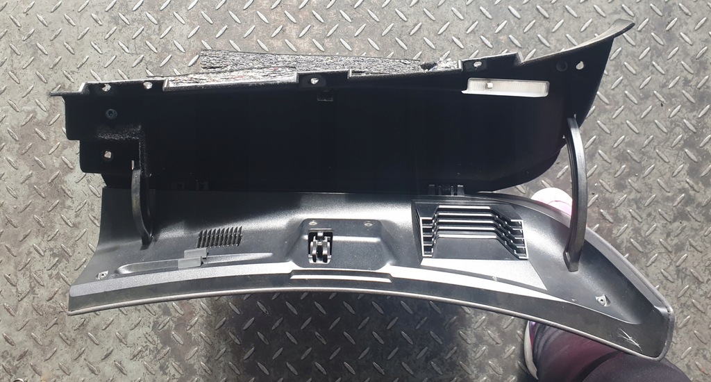 фото №4, Бардачок пассажира mercedes a-klasa w168