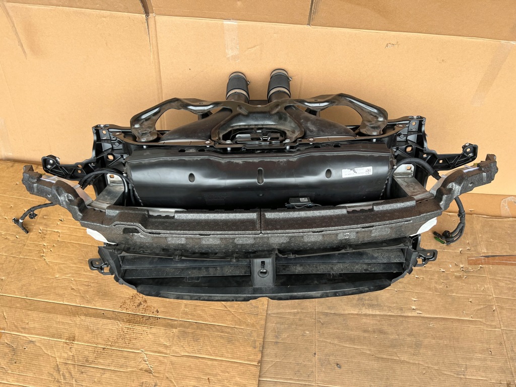 фото №1, Porsche panamera 971 4.0 2.9 pas передній kompletny з nightfision