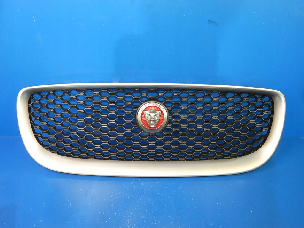 фото №1, Jaguar xe x760 r sport решітка радіатора решітка радіатора значок satyna