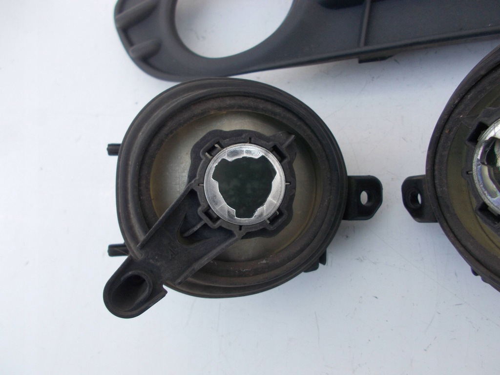 фото №8, Протитуманна фара протитуманні фари лівий правий решітка бампера volvo s40 ii lift 2008