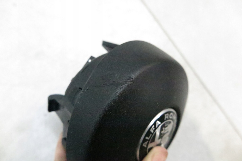 фото №6, Панель приладів подушка безпеки подушки безпеки ремені alfa romeo giulia демонтаж