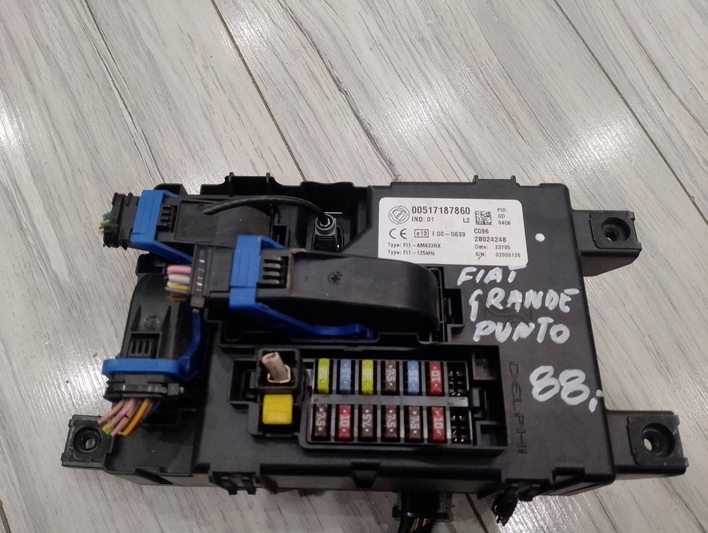 фото №1, Коробка предохранителей модуль fiat grande punto 00517187860