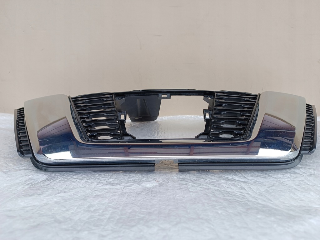 фото №6, Nissan x-trail t32 lift 2017+ решётка радиатора решётка радиатора оригинал