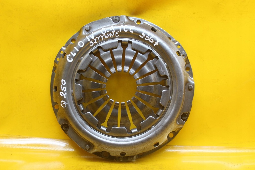 фото №1, Прижим сцепления renault clio iv nissan 0.9 tce 302100845r