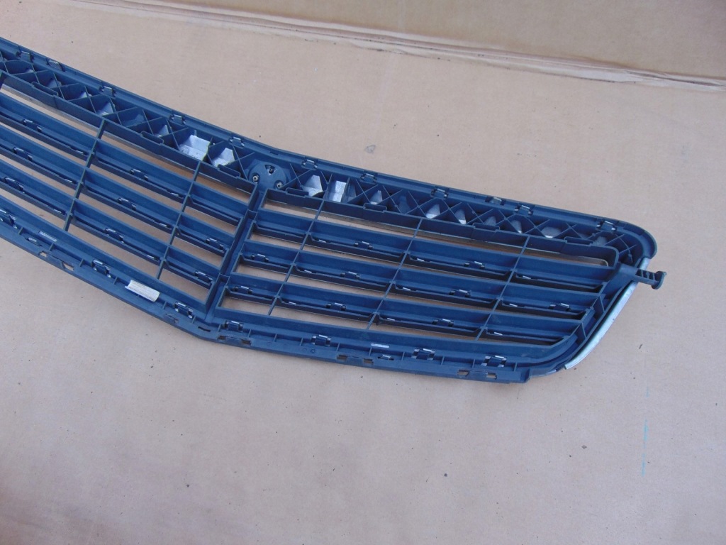 фото №10, Решітка радіатора решітка радіатора mercedes w204 a2048801283