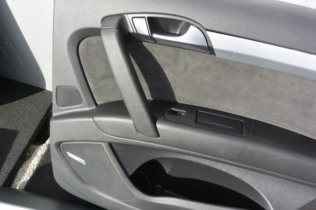 фото №12, Обшивка двері kpl шкіра bose audi q7 4l uk